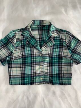 Brandy Melville Plaid Cropped Button-Up Top